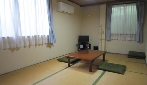 Japanese-Style Quadruple Room