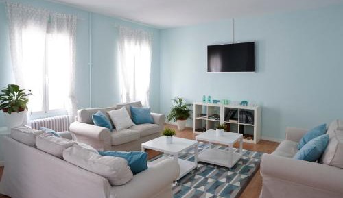 Standard Single Room with Shared Bathroom