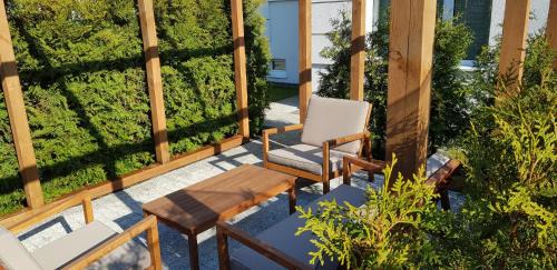 One-Bedroom Apartment Number 5