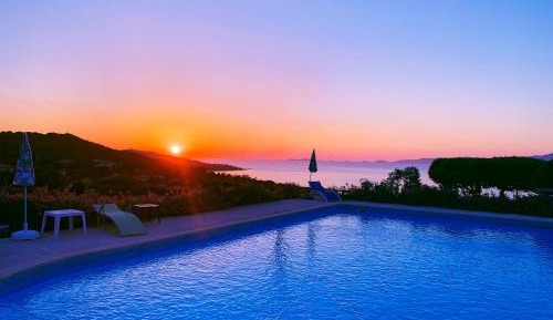 Double or Twin Room with Terrace and Sea View