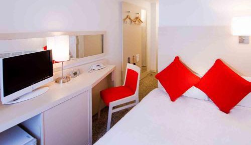 Semi-Double Room - Smoking