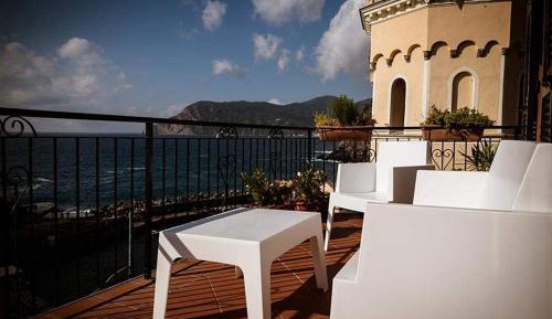 Large Double Room with Balcony