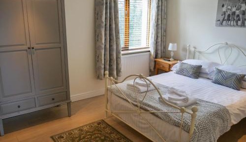 One Bedroom Apartment Marina View - First Floor - No Dogs Allowed