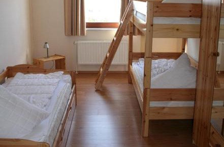 Two-Bedroom Cottage (6 Adults)