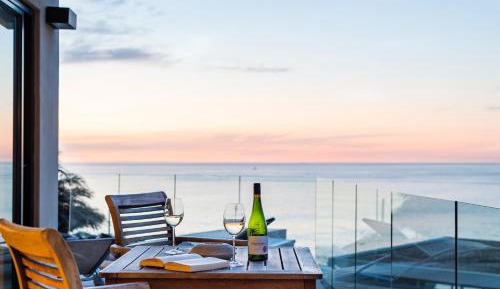 Three Bedroom Apartment with Pool