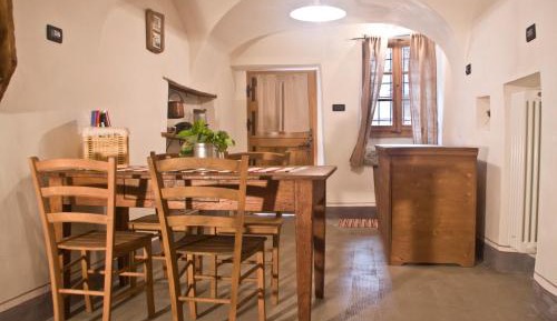 One-Bedroom Apartment (3 Adults)