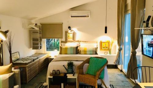 Studio with Sea View