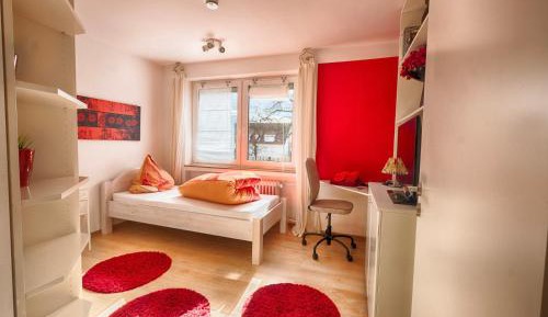 Standard Single Room with Shared Bathroom