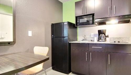 Quadruple Room - Non-Smoking