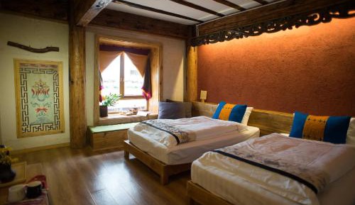 Tibetan Courtyard View Twin Room