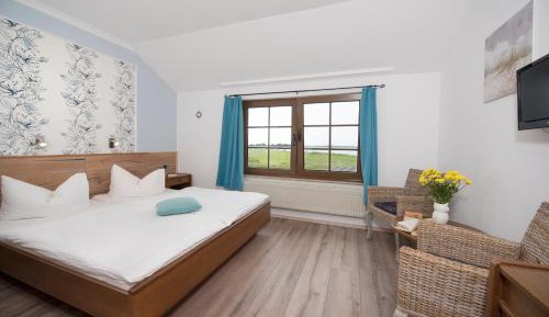 Double Room with Lake View