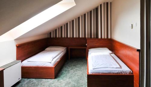 Economy Twin Room