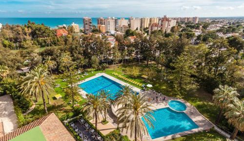 Double or Twin Room with Pool View