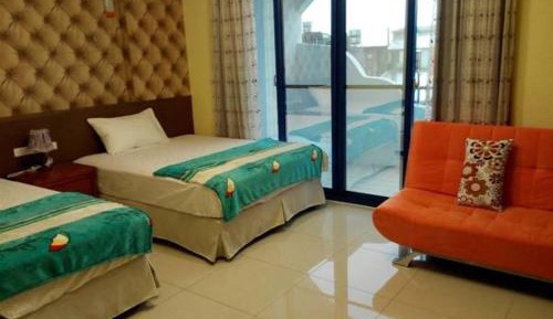 Quadruple Room with Bathroom