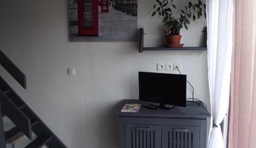 One-Bedroom Studio