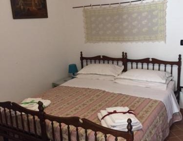 Double or Twin Room with Bathroom