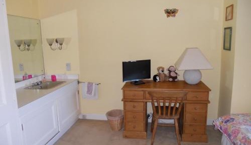 Twin Room with Private Shower Room