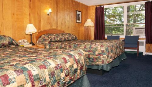 Queen Room with Two Queen Beds