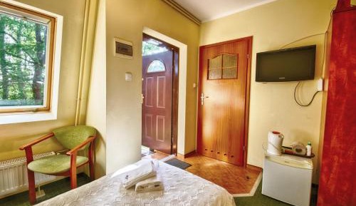 One-Bedroom Bungalow