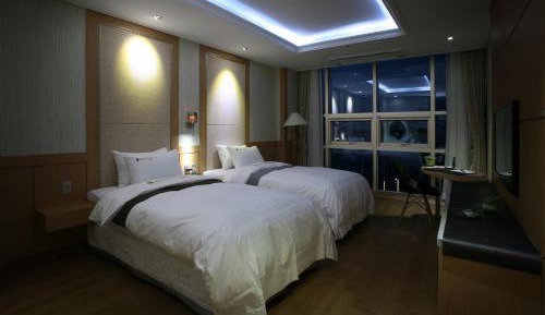 Superior Twin Room with Sea View