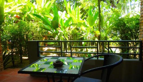 Single Room with Pool View