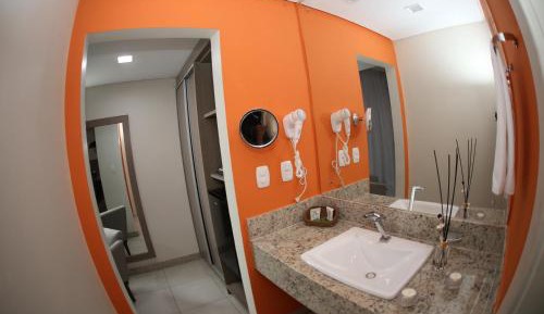 Classic Room with twin bed and sea view