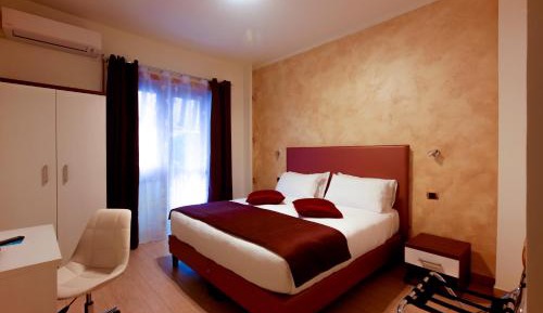 Deluxe Double or Twin Room with Balcony