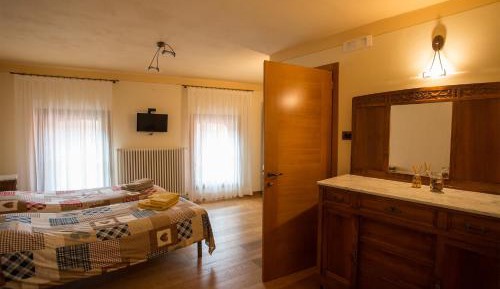 Double or Twin Room with Private Bathroom