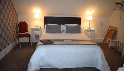 Standard Double Room with Lake View
