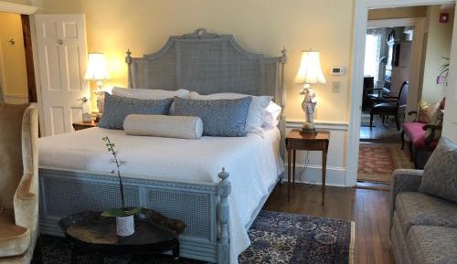Adams Suite
