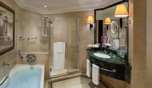 Premium King Room with Balcony and Pool View