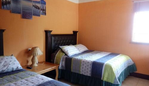 Triple Room with Private Bathroom