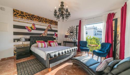 Queen Room with Garden View