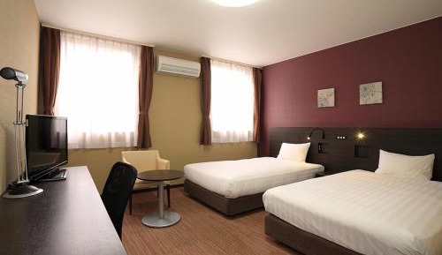 Standard Twin Room - Non-Smoking