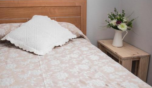 Twin Room with Shared Toilet