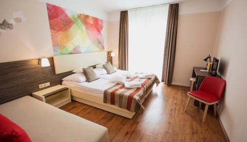 Premium Triple Room with Balcony