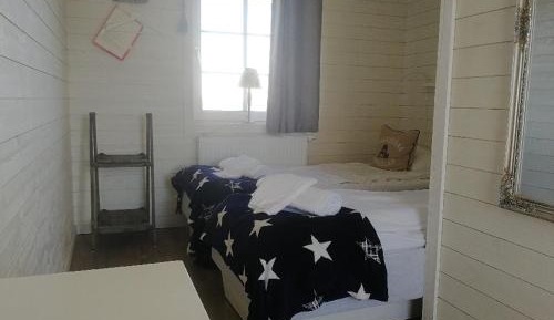 Twin Room with Shower
