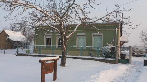 Deluxe Double Room with Shower