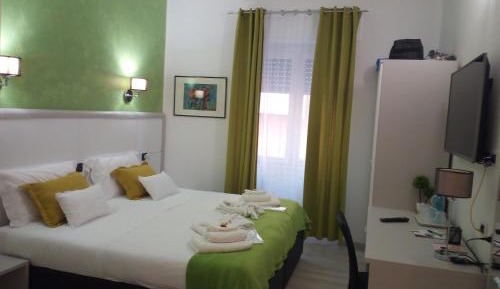 Double or Twin Room with Private External Bathroom