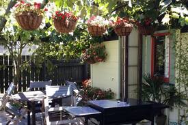 Hastings Cabin | The Berry Farm Retreat, Hastings.