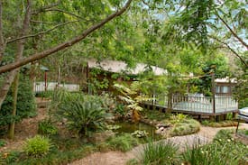 Wisemans Ferry Cabin | Forgotten Valley Sleeping up to 30