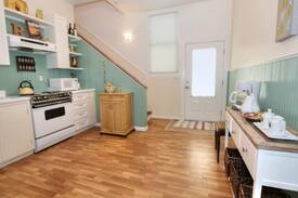 Walnut Grove House | Farm to Fork- Fun in The Delta in The Bartlett