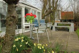 Grootschermer House | Beautiful Holiday Home in Schermer with Jacuzzi