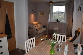 Bridport Cabin | Sunnyside, Bothenhampton