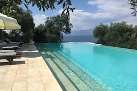 Agios Spyridon Corfu House | Milos Cottage