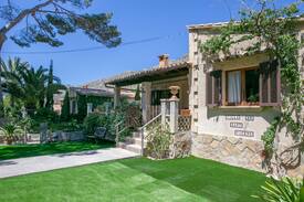 Cala San Vicente Villa | Villa ARIZONA for 8 in Cala Sant Vicente with pool