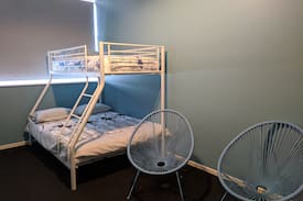 Mount Muirhead Apartment | Sharky's place
