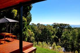 North Stradbroke Island Cabin | Myora Getaway - North Stradbroke Home with a View