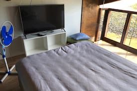 Chapada dos Guimaraes Boat Rental | Casa flutuante no Manso