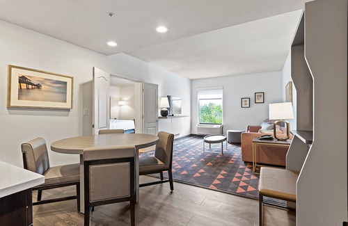 United Central Hotel | Holiday Inn St. Petersburg West, an Ihg Hotel